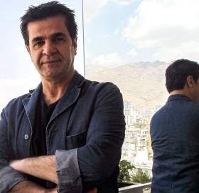 ६ वर्षको बाँकी कैद भुक्तानीका लागि इरानी फिल्म निर्देशक कारागार चलान