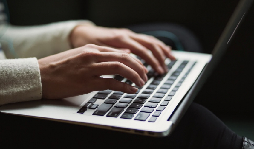 अनलाइनमा गालीगलौज गर्नेलाई जेल हालिने