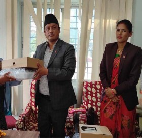 बडिमालिका नगरपालिकाद्धारा १४ बिद्यालयलाई इन्टरनेट डिभाईस बितरण