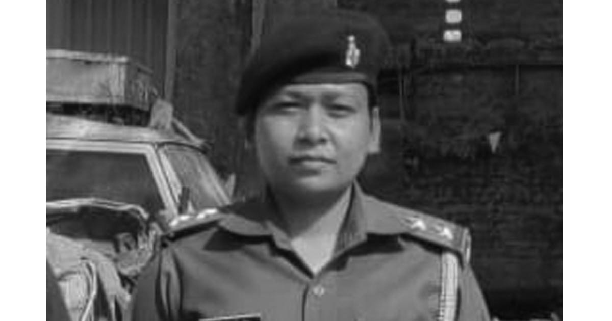 भारतमा सवारी जाँच गरिरहेकी महिला प्रहरीलाई गाडीले किचेर मार्‍यो