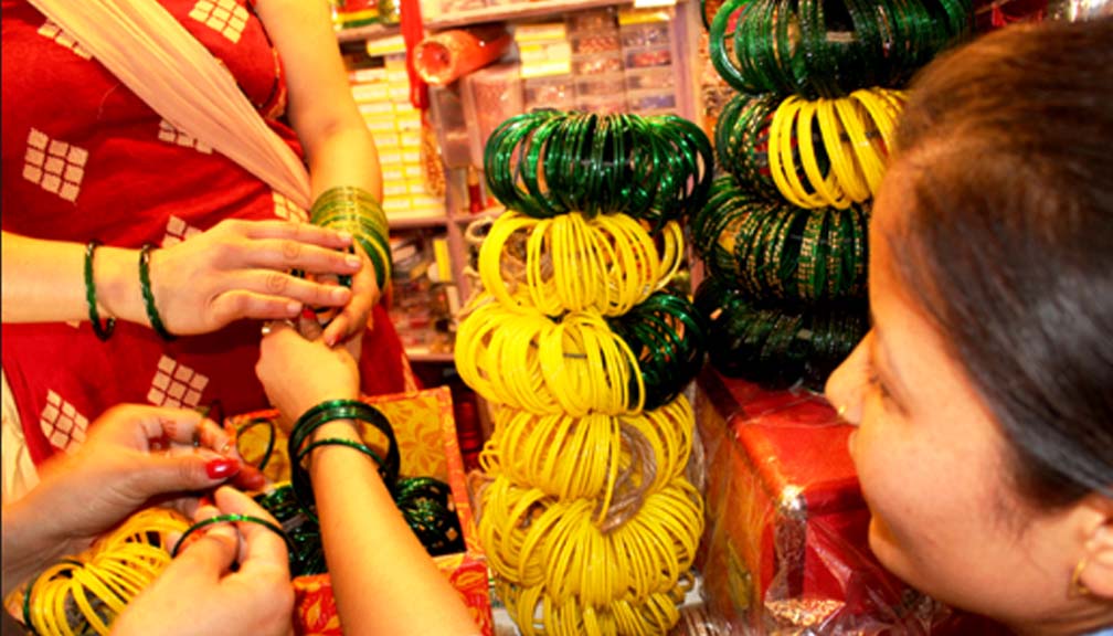 ११ महिनामा महिलाले लगाए ४४ करोडको विदेशी चुरा, पोतेमा १७ करोड सकियो