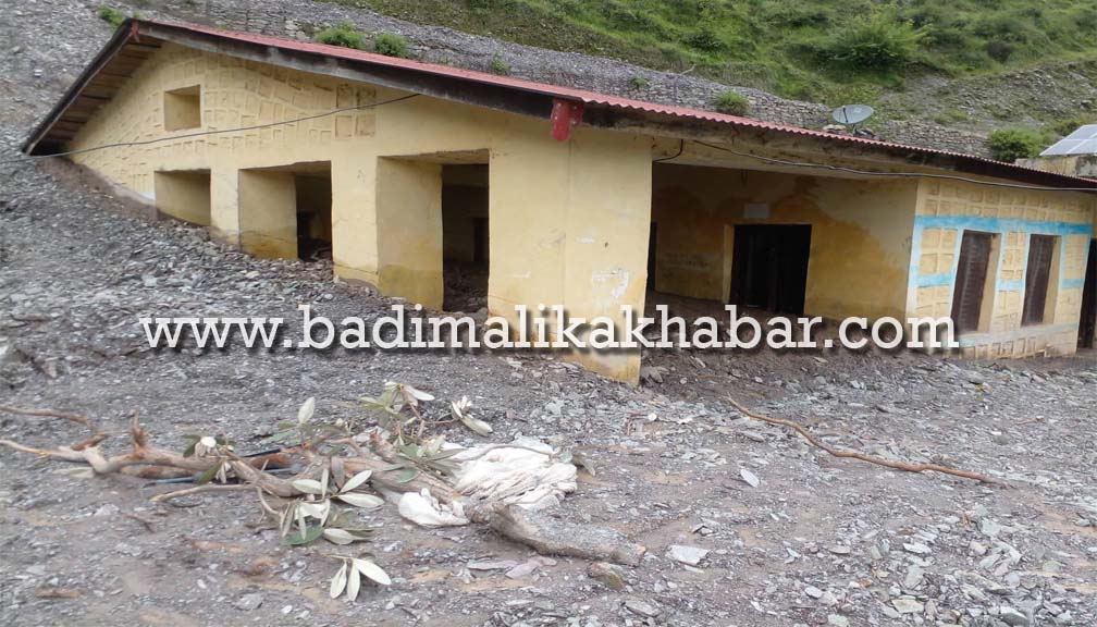 बाजुराकाे डाेगडी स्वास्थ्य चौकी पहिराको उच्च जोखीममा