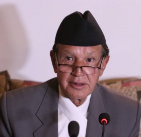 शिक्षाको विकास बिना समृद्ध हासिल हुन सक्दैन : मन्त्री खड्का