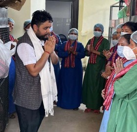 सेती अस्पताललाई नागरिकमैत्री बनाउने अभियानमा डिल्लीराज भट्ट