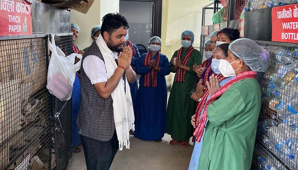 सेती अस्पताललाई नागरिकमैत्री बनाउने अभियानमा डिल्लीराज भट्ट