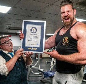 विश्वकै अग्ला बडी बिल्डर, यस्तो छ उनको खुराक