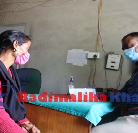 जिल्ला अस्पताल बाजुरामा स्त्रीरोग विशेषज्ञ डाक्टर सहितकाे सेवा संचालन