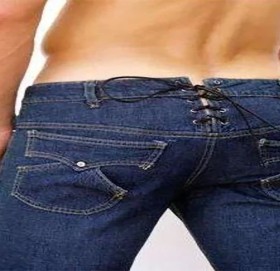 प्रहरीले सार्वजनिक गर्‍यो अपराधीको तस्वीर, अनुहार हैन नितम्ब हेरेर पहिचान गर्नुपर्ने