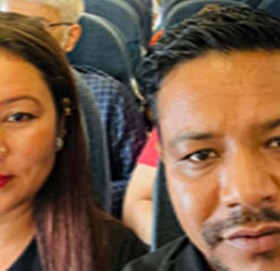 यी हुन् मुम्बई उड्न लाग्दा जहाजबाट पक्राउ परेका धनगढीका सुन व्यवसायी