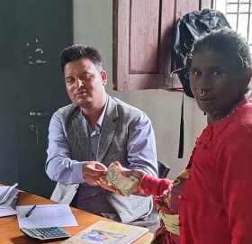 जगन्नाथ गाउँपालिकाका वडामै सामाजिक सुरक्षा भत्ता बितरण