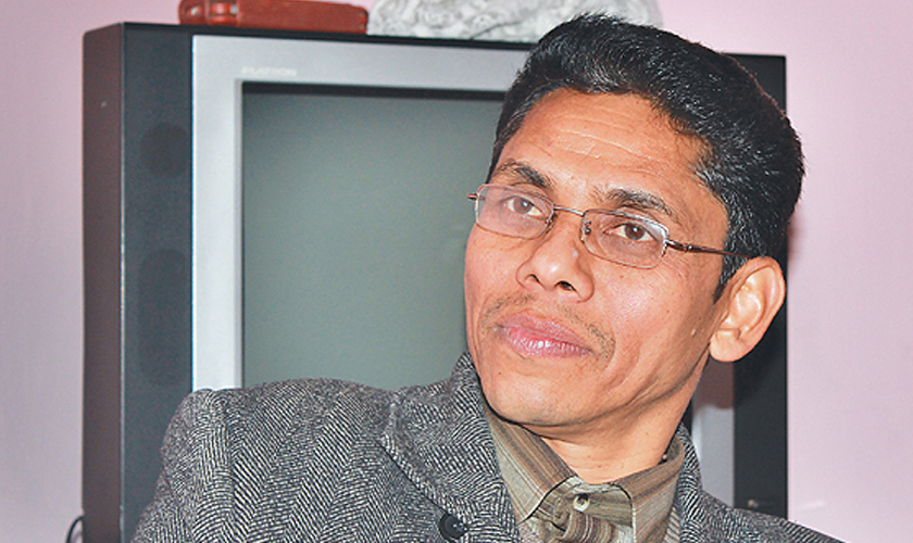 चीनमा के गर्दै छन् प्रकाण्ड ?