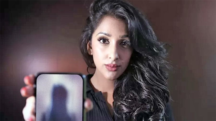 सोसल मिडियामा कसरी फैलिंदैछ महिलाका नग्न तस्वीरको व्यापार ?