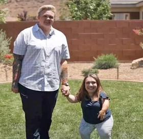 दम्पत्तिको उचाइमा ३ फिटको अन्तर, अमेरिकी जोडीले बनायो विश्व कीर्तिमान