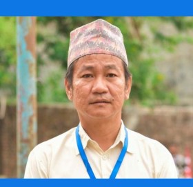 धरान उपमहानगरपालिकाका मेयर साम्पाङको कार्यकक्षमा तोडफोड