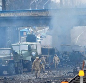 युक्रेनले स्वतन्त्रता दिवस मनाइरहँदा रुसको रकेट आक्रमण : २२ जनाको मृत्यु, ५० घाइते