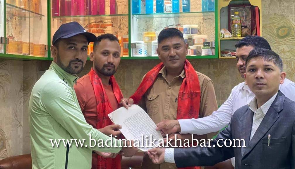 आन्तरिक पर्यटनमा सहकार्य गर्न खप्तड जिप लाइन र ओम फाइबर कम्पनी बीच निर्माण सम्झौता