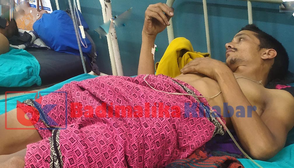 बडिमालिका ६ का २७ बर्षिया अमर बडुवालको आर्थिक अभावका कारण अपरेशन राेकियाे