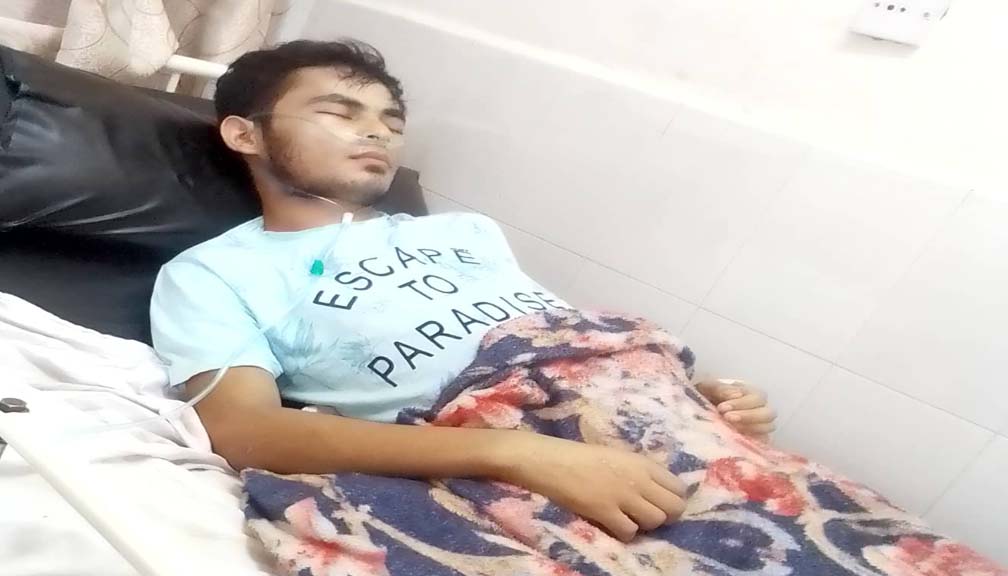 क्यान्सर पिडीत २४ वर्षिया विनोद ६ वर्ष देखि अस्पतालकाे शैयामा छटपटाउदै