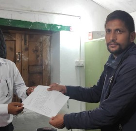 विद्युत  प्राधिकरणका कर्मचारीले बुझाए कार्यालय प्रमुखलाई ध्यानाकर्षण पत्र