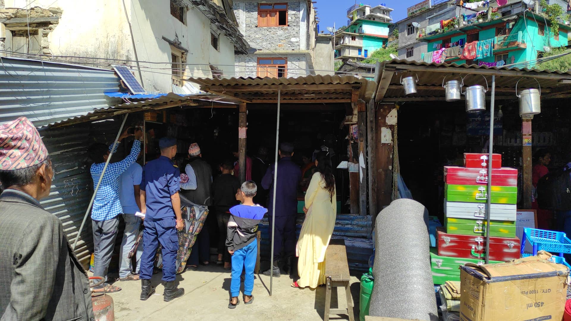 बाजुरामा चाडपर्वलाई लक्षित गरी बडिमालिका नगरपालिकाद्धारा बजार अनुगमन