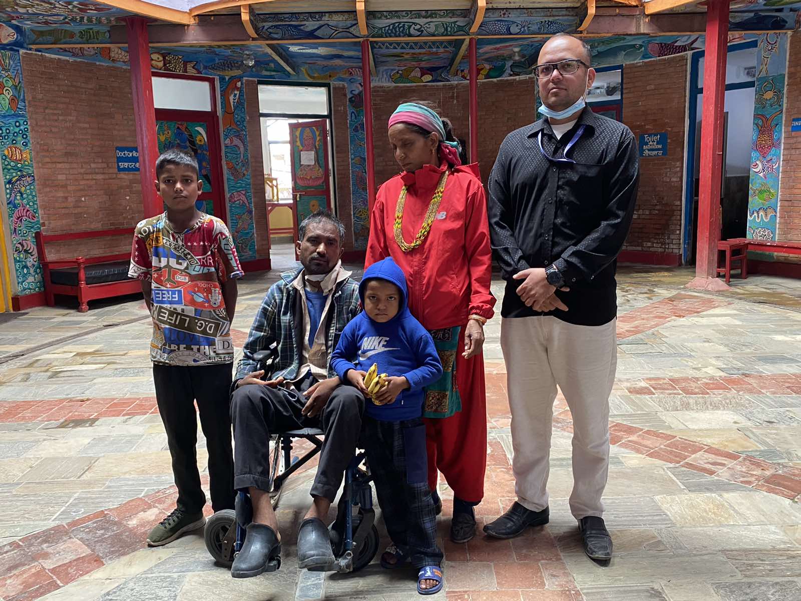 उपचार अभाबमा अलपत्र बाजुराका बालकेस दमाइलाइ सहयोग