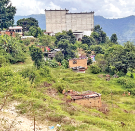 करोडौँको चरिचरन जग्गा व्यक्तिको नाममा