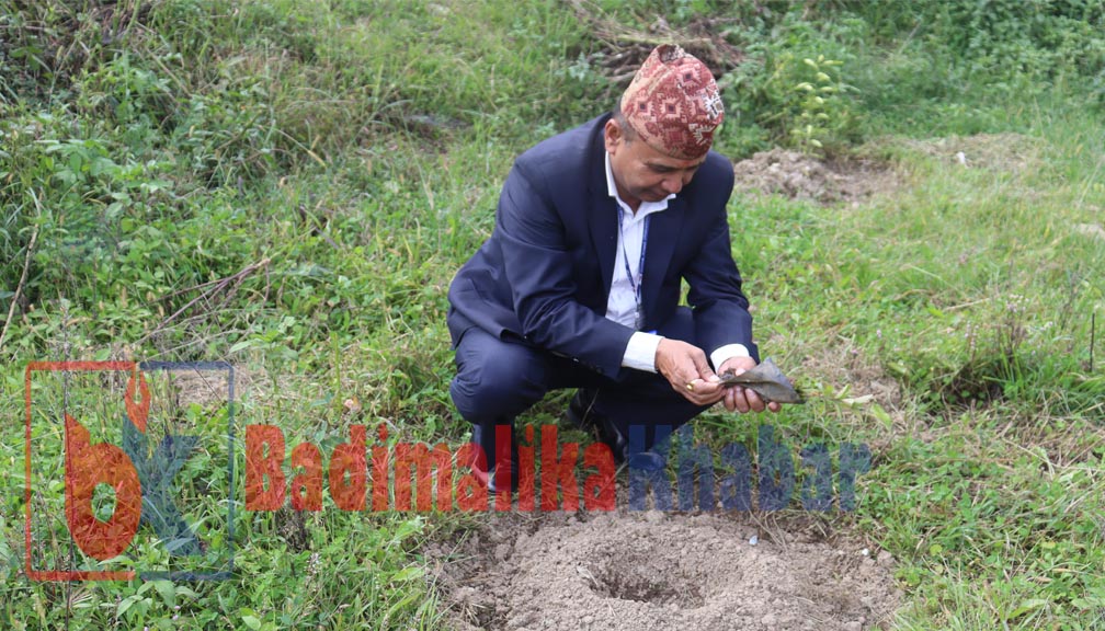 बाजुरामा बिबिध कार्यक्रम गरि मनाईयो निजामती दिवस