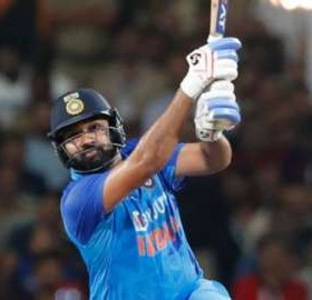 रोहितको कीर्तिमानमा भारत विजयी