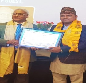 एभिन्युजका सुदूरपश्चिम व्युरो प्रमुख विक सम्मानित