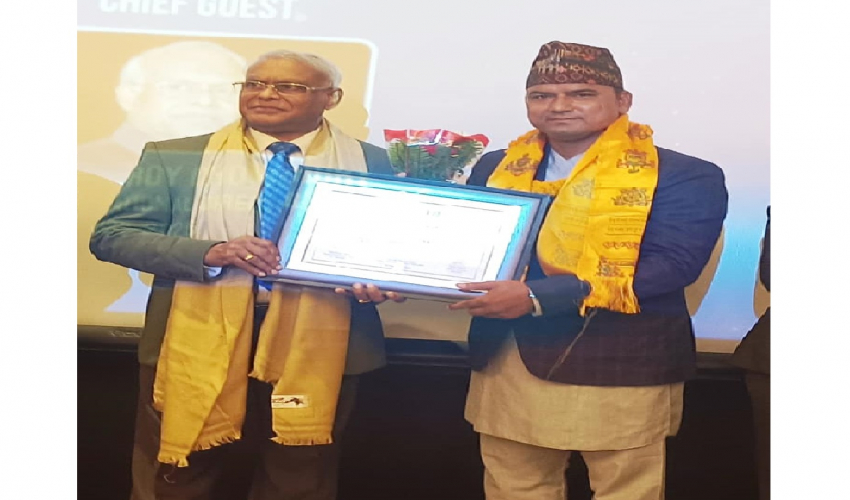 एभिन्युजका सुदूरपश्चिम व्युरो प्रमुख विक सम्मानित