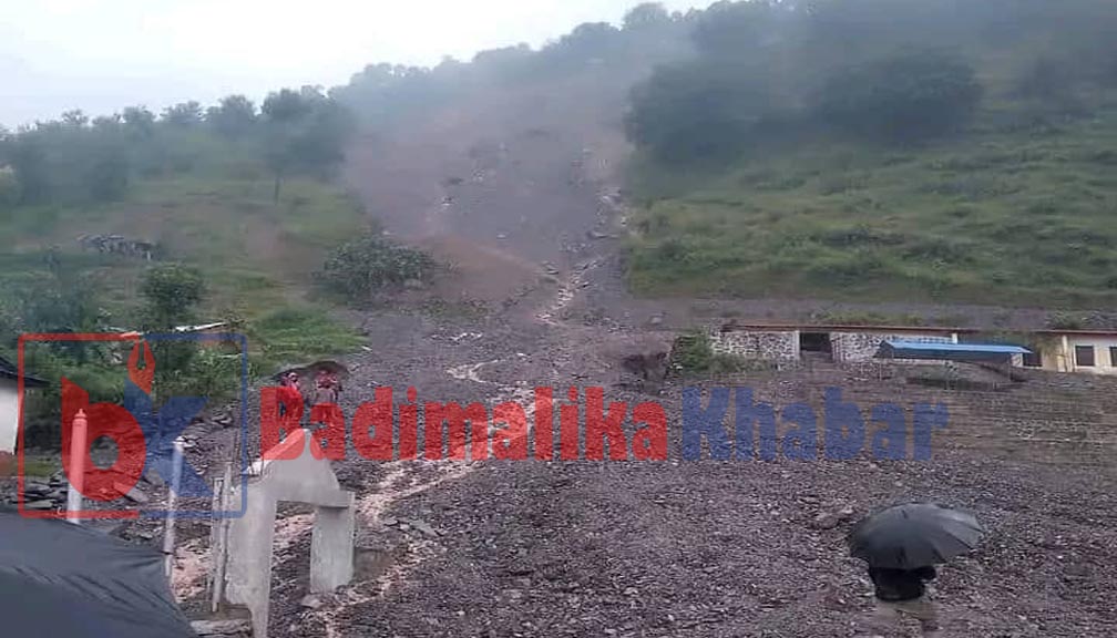 पहिरोले डोगडी स्वास्थ्य चौकी र दर्जन बढी घर विस्थापित