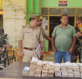 स्रोत नखुलेको ७२ लाखसहित एक युवक पक्राउ