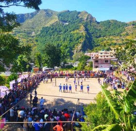 बझाङ शिलदेवी मेला:आज पहिलो खेल छबिसपाथिभेरा र थलारा बिच हुदैं