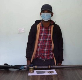 अबैध भरुवा बन्दुक सहित त्रिबेणी ७ का एक जना पक्राउ 