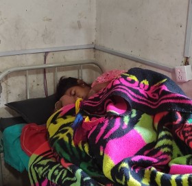 जिल्ला अस्पताल बाजुरामा रगत अभावमा छटपटीदै एक सुत्केरी महिला