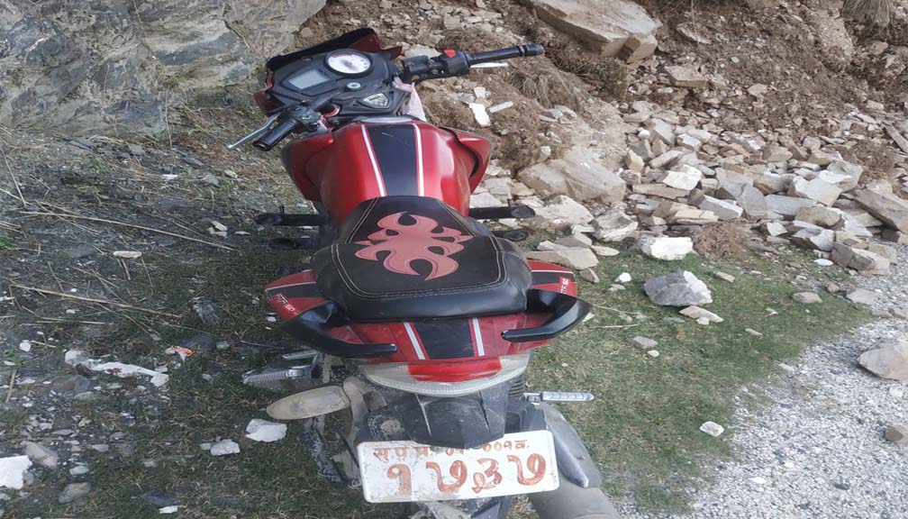 बाजुरामा सरकारी मोटरसाईकलको चरम दुरुपयोग