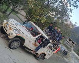 बझाङमा कानुनको धज्जी उडाउदै यातायात व्यवसायी: प्रहरी प्रशासन भने मुखदर्शक