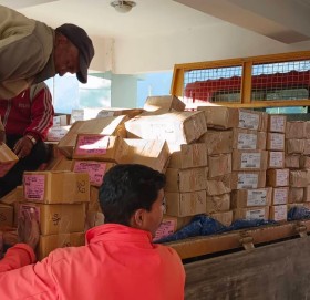 बाजुरामा हेलिकप्टर मार्फत मतपत्र आईपुगे