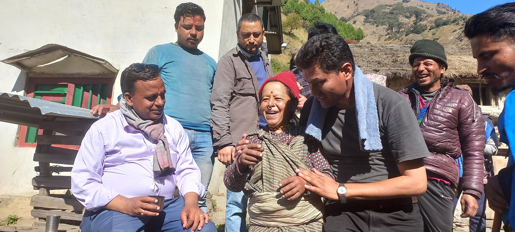 बाजुरामा काँग्रेस र समाजवादीले एक्लो बनायो माओवादीलाइ