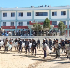 मतगणनाकाे सर्वदलिय बैठकमा एमाले सहभागि भएन्, बिहिवार ७ बजे पुन बैठक बस्दै