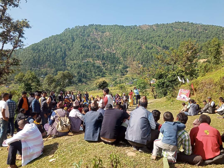 चुनाव आयो, नेता आए, विकास आएन