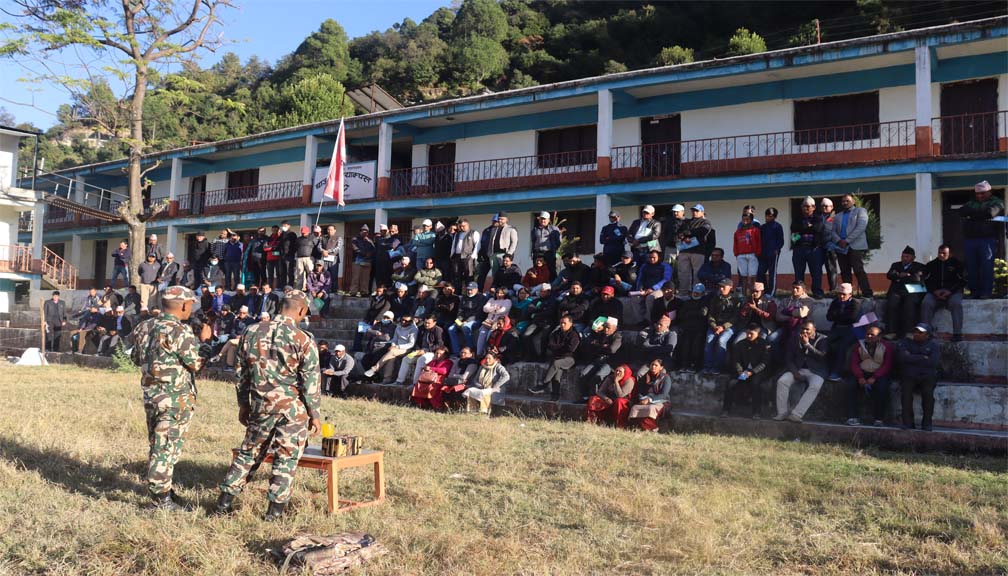 नेपाली सेनाद्धारा बाजुरामा १५ सय बढीलाई बिष्फोटक पदार्थ सम्बन्धी अनुशिक्षण