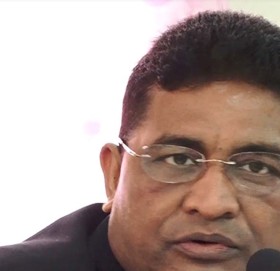 धनुषा ४ मा एमालेका रघुवीर महासेठ १२४ मतान्तरले विजयी