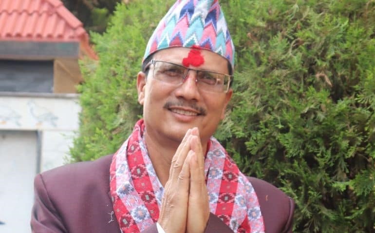 अछाम १ मा श्रममन्त्री कुँवरलाई ३५४४ को अग्रता