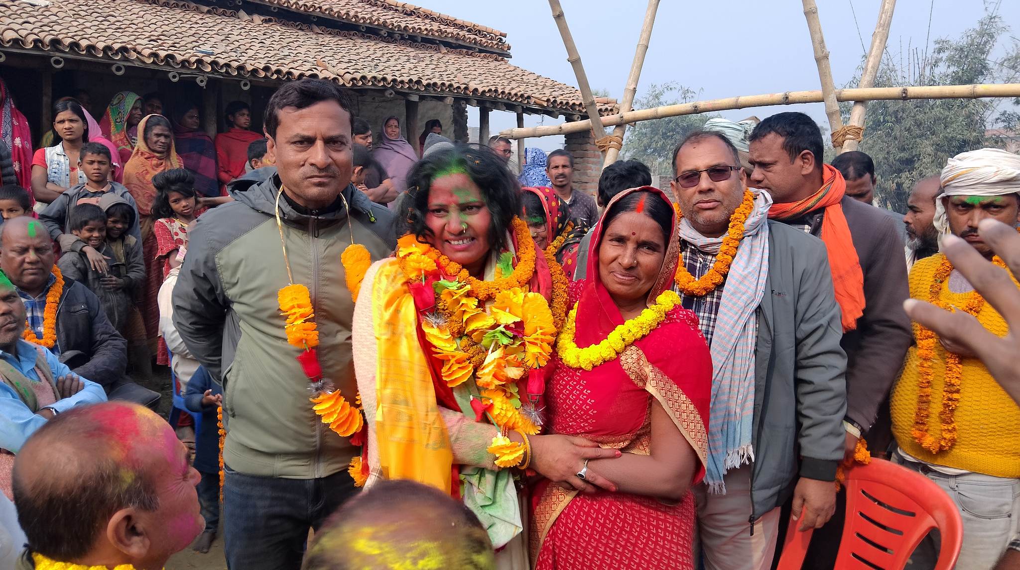 मधेस प्रदेश सभा सदस्य  साहले  ईशनाथ नपालाई जग्गा दान गर्ने घोषणा