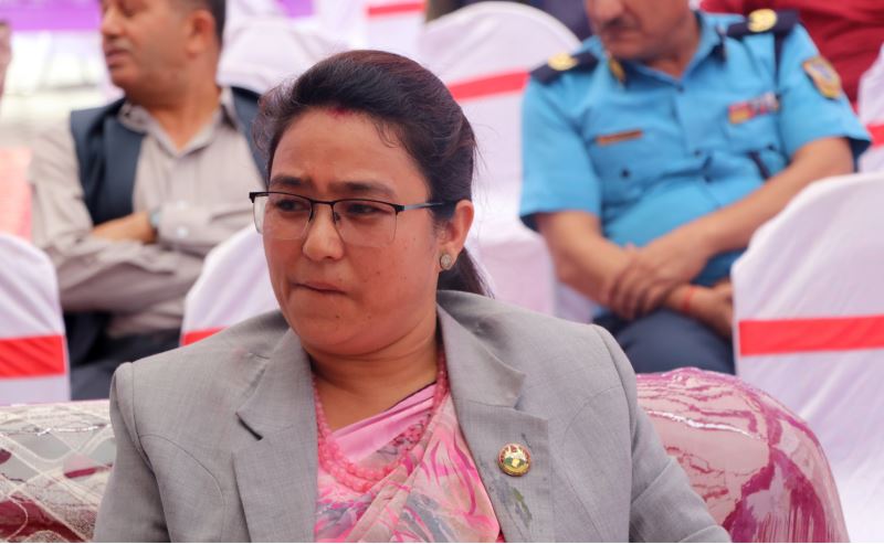 सुदूरपश्चिमकी अटेरी उपसभामुख, जसले क्वाटर रित्तो पारि सबै सामान घर लगिन्