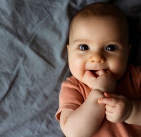 जन्मिएको तीन महिनासम्म बच्चाको हेरविचार कसरी गर्ने?