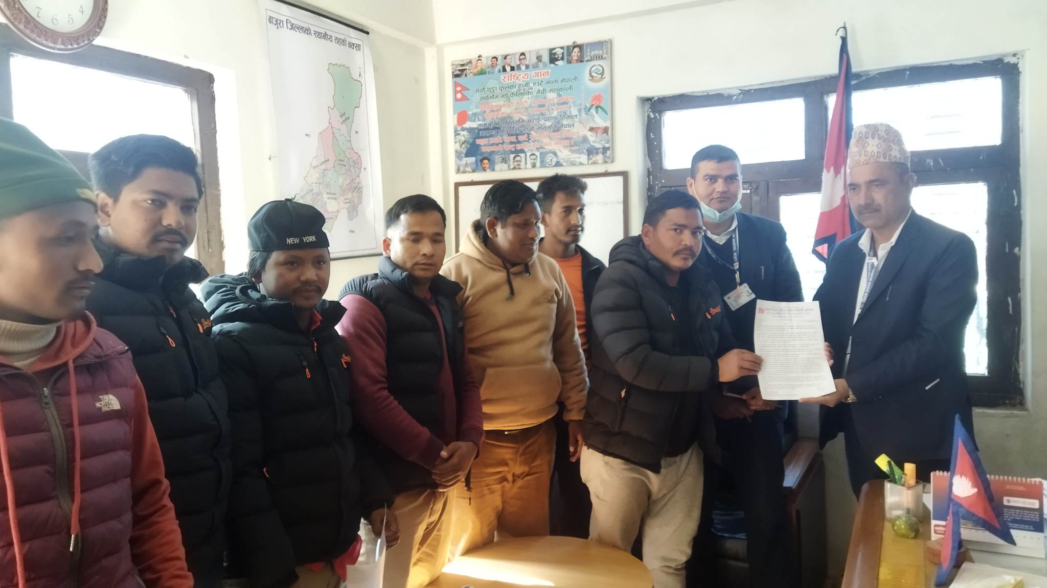 बढ्दो चोरी डकैतीलाई रोकथाम गर्न अनेरास्ववियू बाजुराको माग