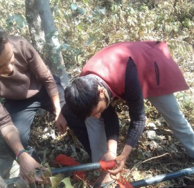 खानेपानी बनाउन आफै सक्रिय भए केन्द्रीय सदय जोशी