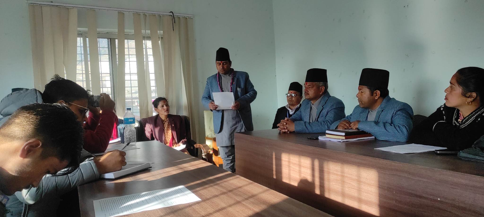 बाजुरा सदरमुकाममा रहेकाे समता  स्कुललाइ अनुमती दिने नगरपालिकाकाे निर्णय